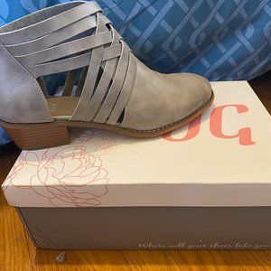 JC Grey Boot Size 9